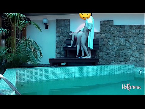 ❤️ Bulla ancillam ad piscinam invitat, sed fervido resistere non potuit ❌ ad nos la.https-tubsexer.ru